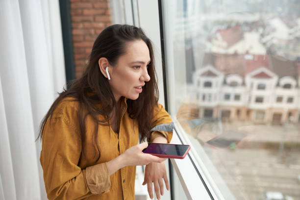 Apakah TWS Wireless Aman untuk Kesehatan Telinga?