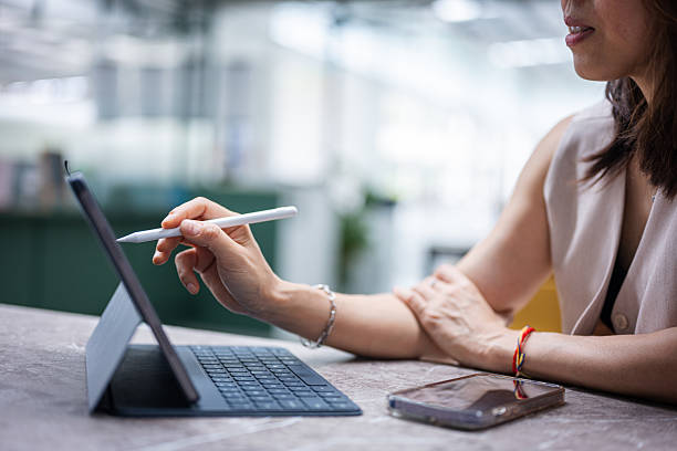 Ingin Coba Stylus di HP? Pahami Dulu Dampak dan Solusi Terbaik untuk Pengalaman Menulis
