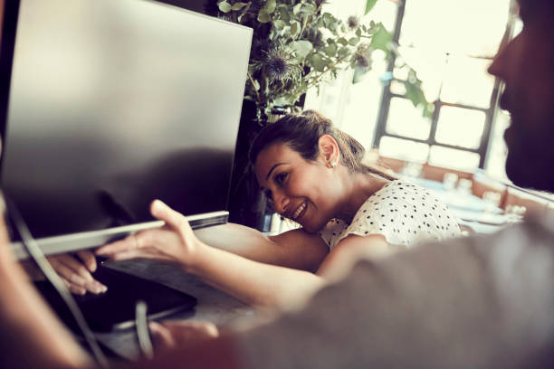 Monitor Mulai Bermasalah? Ini 7 Cara untuk Tahu Perlu Ganti