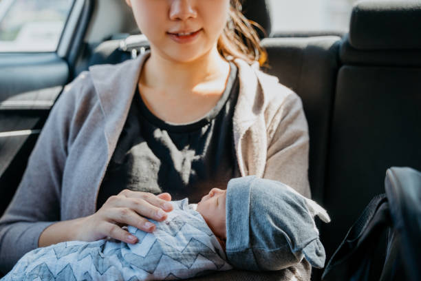 Punya Masalah Bayi Tidak Tidur Nyaman Saat Traveling? Ini Solusinya