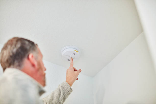 Cara Memasang Smart Smoke Detector Sendiri Tanpa Bantuan Teknisi