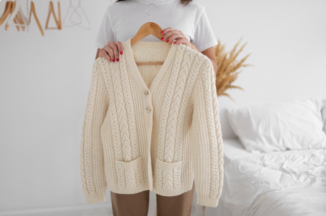 Mengenal 5 Jenis Bahan Cardigan yang Nyaman Sesuai Kebutuhan