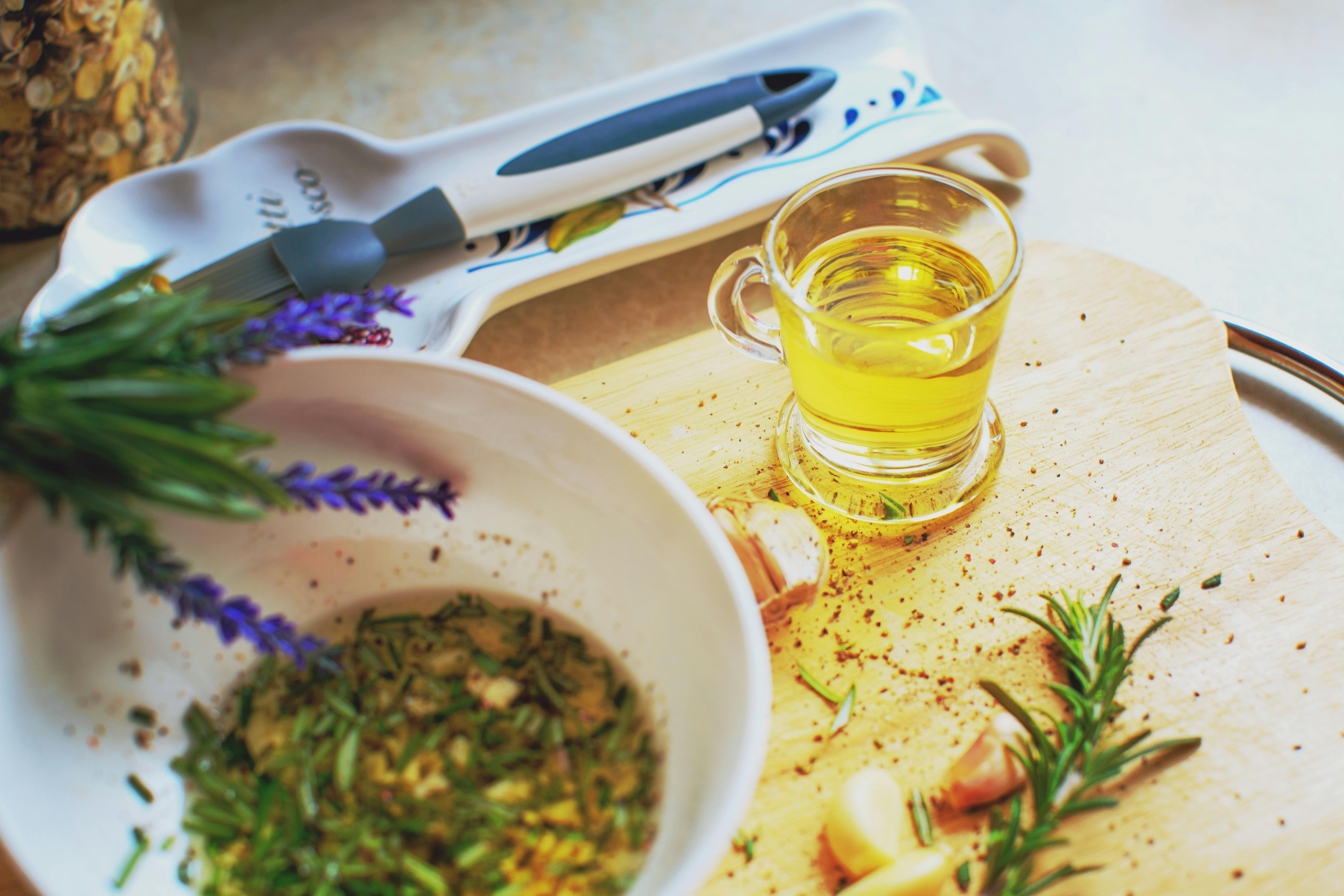 Stop Lepek! Panduan Tepat Pilih Hair Oil Sesuai Jenis & Masalah Rambut