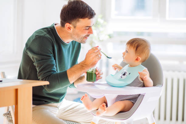 7 Cara Memilih Kursi Makan Bayi yang Aman dan Nyaman