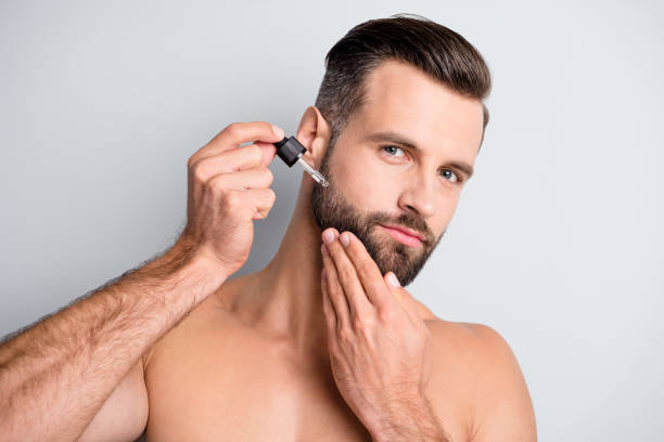 Bikin Ganteng Maksimal, Ini Dia Tips Cukur Jenggot Sesuai Bentuk Wajah!