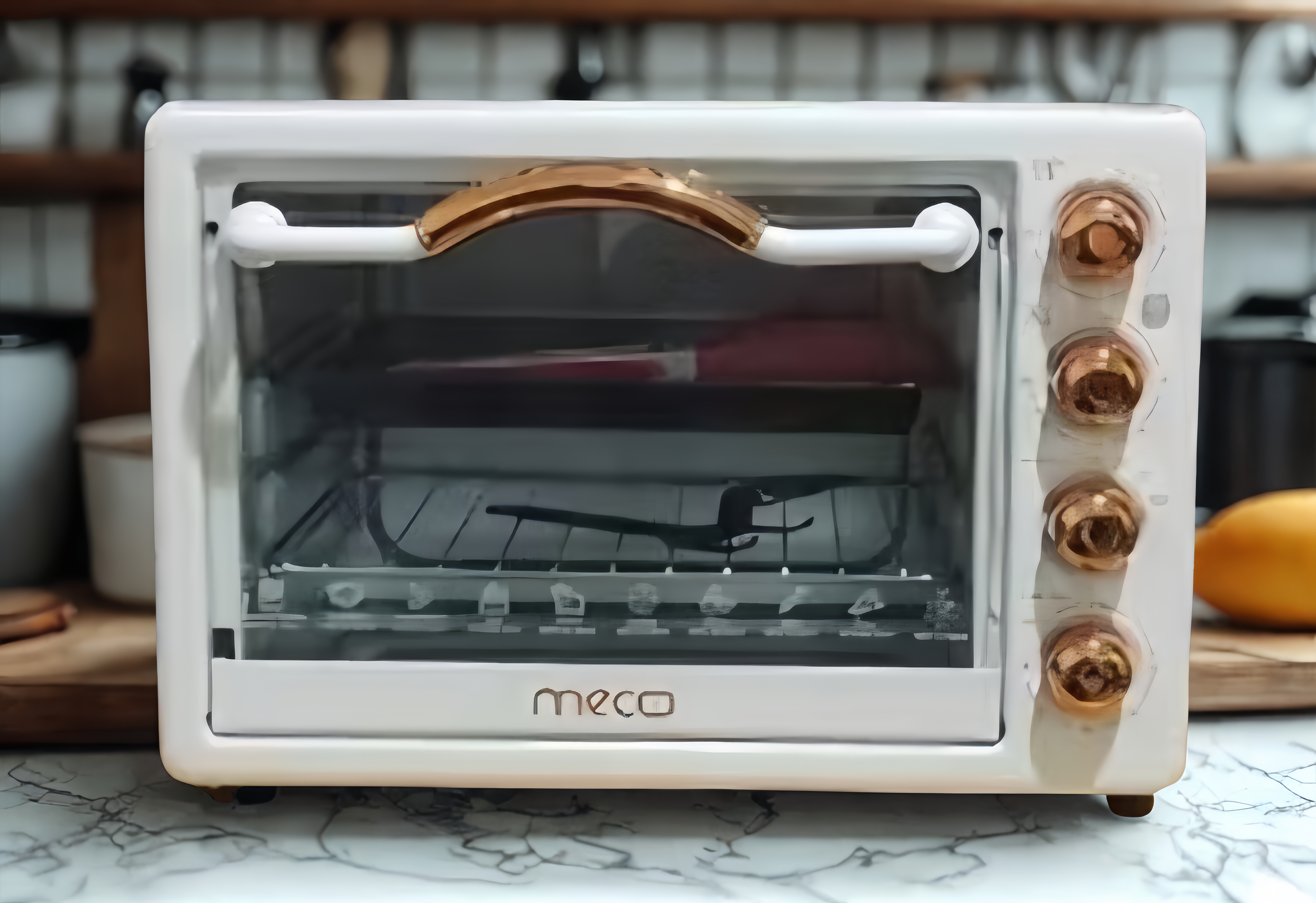 Mecoo Aesthetic Electric Oven: Mini Oven Yang Murah, Indah dan Tetap Fungsional?