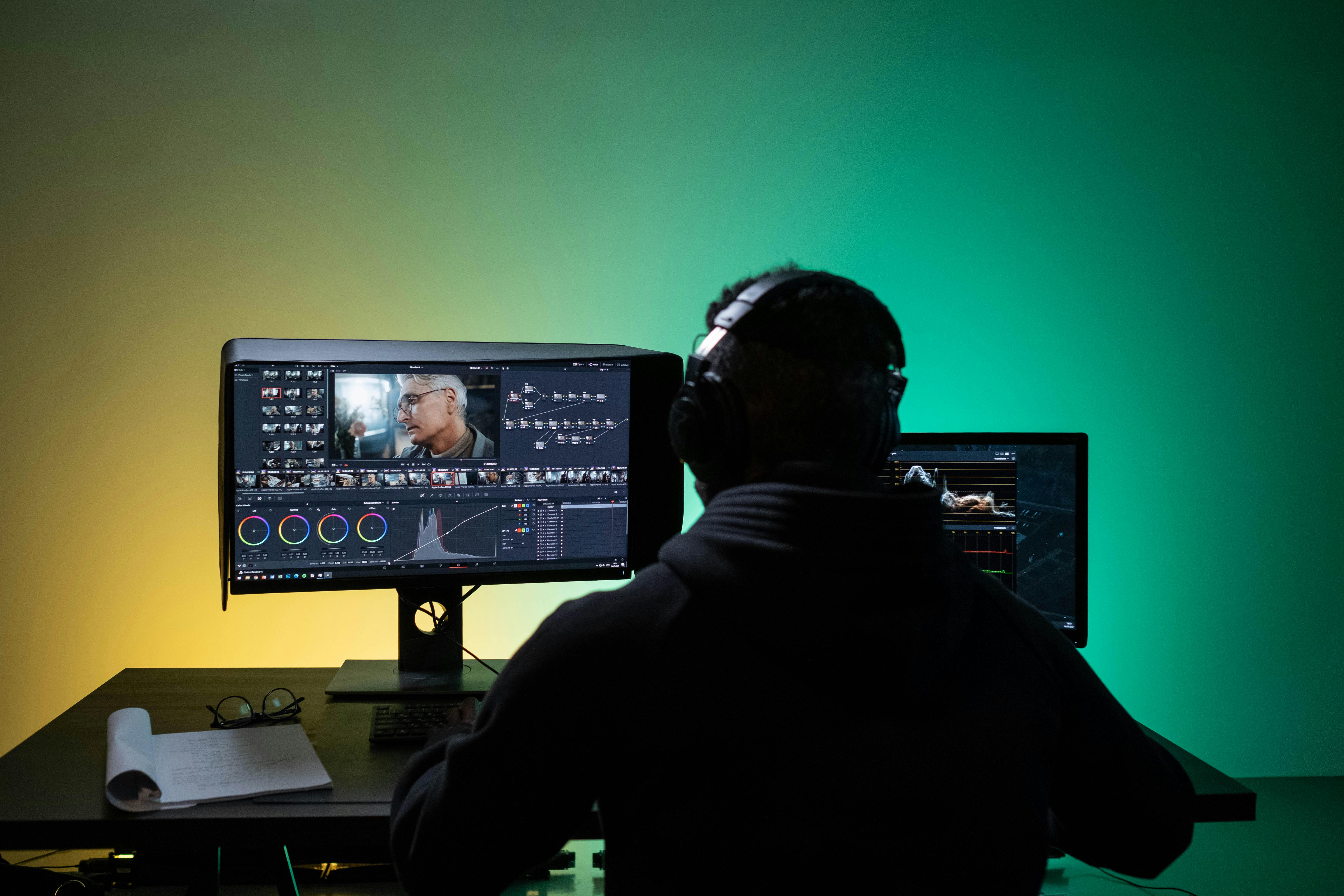 Transfer Footage Ratusan GB Cuma Detik! Upgrade Kerja Pakai SSD Eksternal