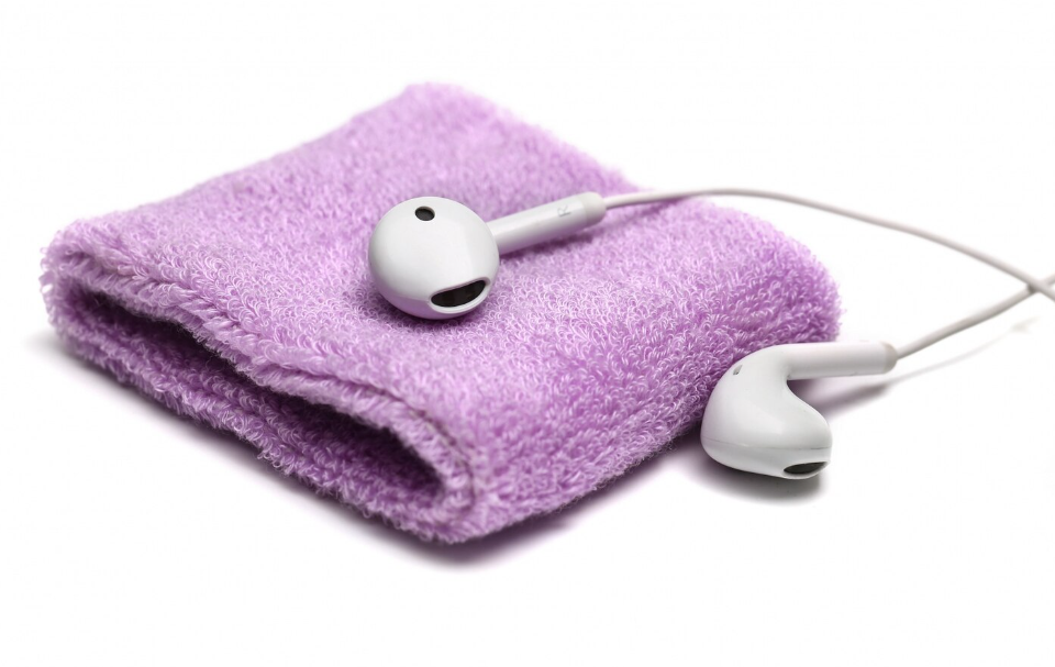 5 Tips Merawat Earphone Agar Tidak Cepat Rusak