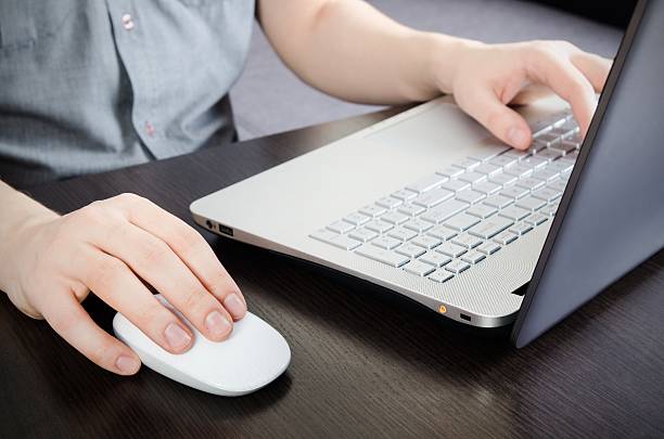 Mouse Wireless Tipis, Mouse Favorit Anak Muda yang Ringkas dan Nyaman Dipakai