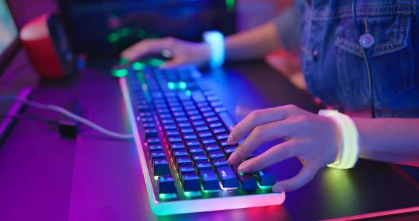 Benarkah Keyboard RGB Bisa Bikin Pusing? Ini Mitos dan Faktanya