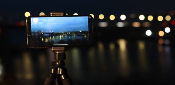 Tips Mengatur Tripod Mini untuk Foto Malam yang Stabil