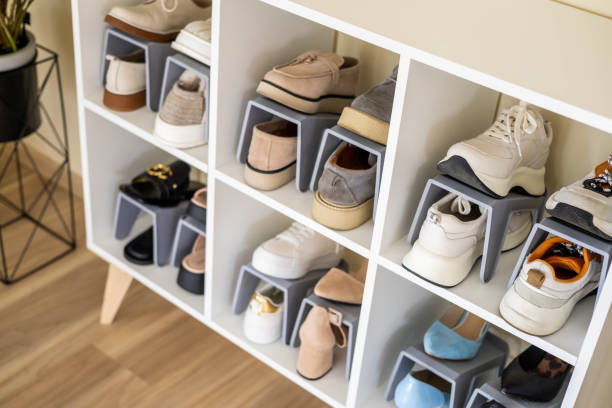 Cara Efektif Menjaga Sepatu Tetap Kering dan Bebas Bau Saat Musim Hujan