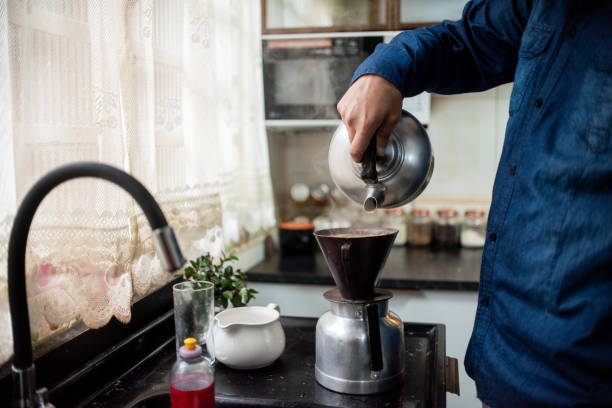 Mau Bikin Kopi Nikmat ala Cafe di Rumah? Ini 5 Tips Simpel Biar Rasanya Gak Kalah dari Barista!