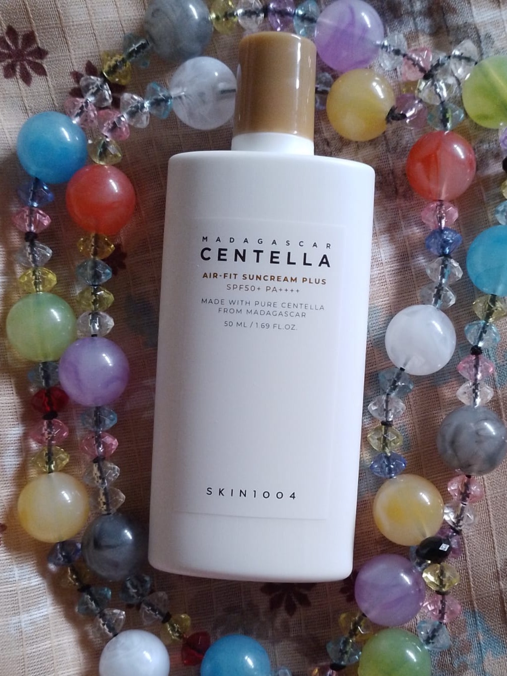Review SKIN 1004 Madagascar Centella Air-Fit Sunscream Plus