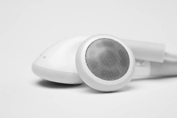 Suara Handsfree Mati Sebelah? Tenang, Begini Cara Mudah Mengatasinya!
