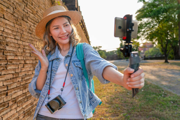 Rekomendasi Tripod Stabilizer HP Murah, Ngonten Jadi Anti Ribet