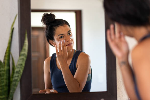 6 Perbedaan Sunscreen Spray dan Sunscreen Lotion, Sudah Tahu?