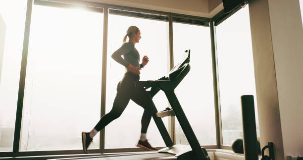 Susah Mengatur Kecepatan Lari? Tenang, Treadmill Elektrik Bisa Bantu Kamu Mengontrolnya!
