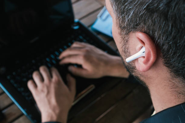 Panduan Pairing Earphone Wireless dengan Laptop Tanpa Ribet