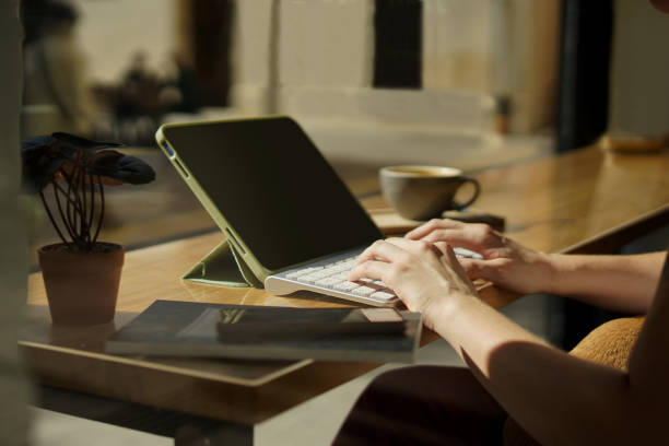 7 Tips Memilih Keyboard iPad yang Cocok untuk Produktivitas Kamu