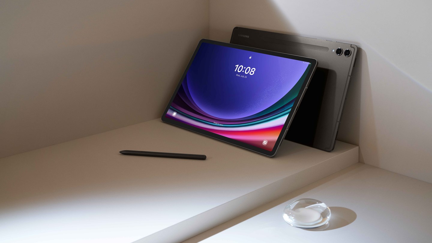 Bukan Sembarang Tablet! Intip Senjata Rahasia Para Digital Illustrator