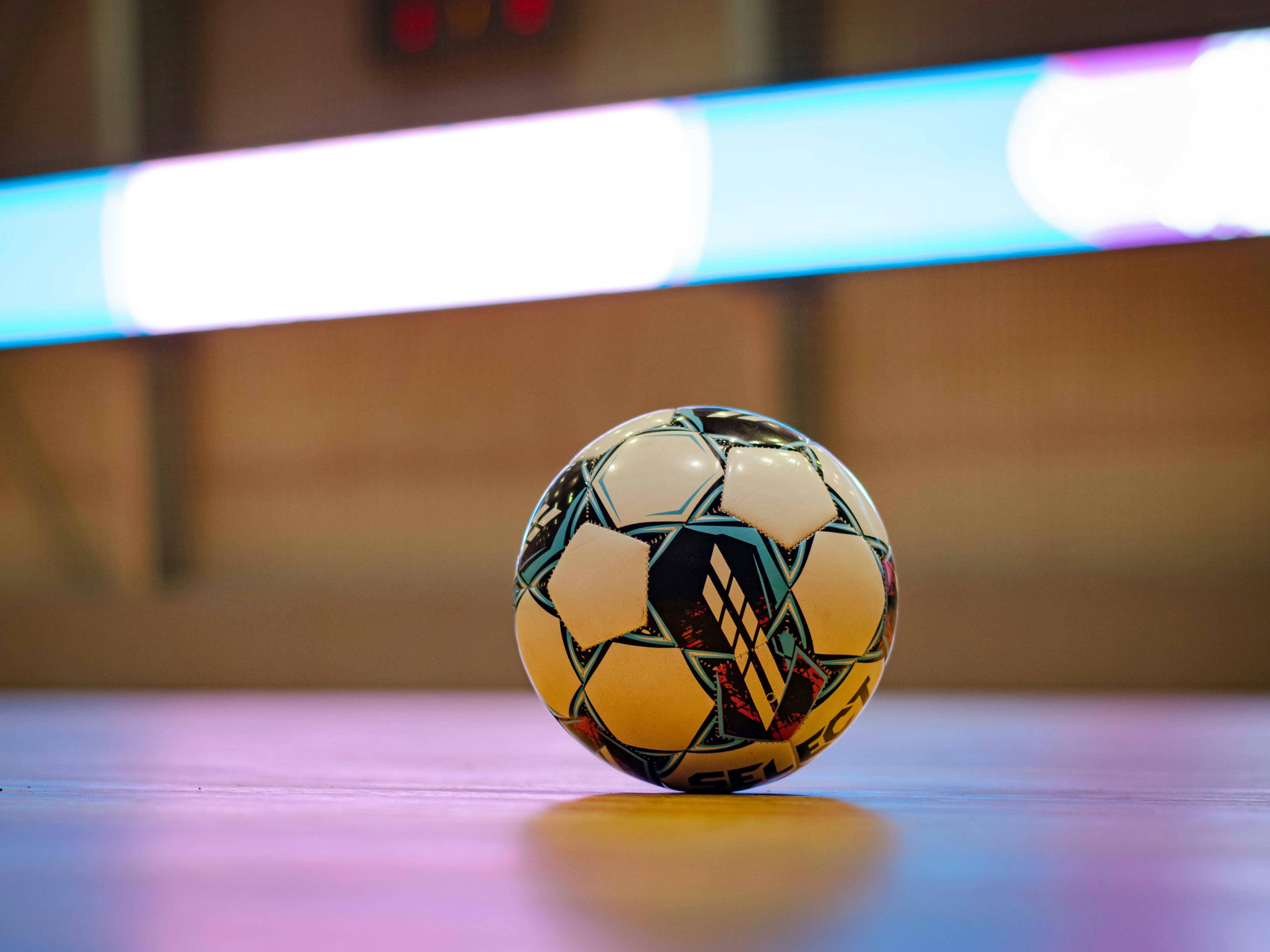 7 Tips Memilih Sepatu Futsal yang Nyaman dan Tahan Lama