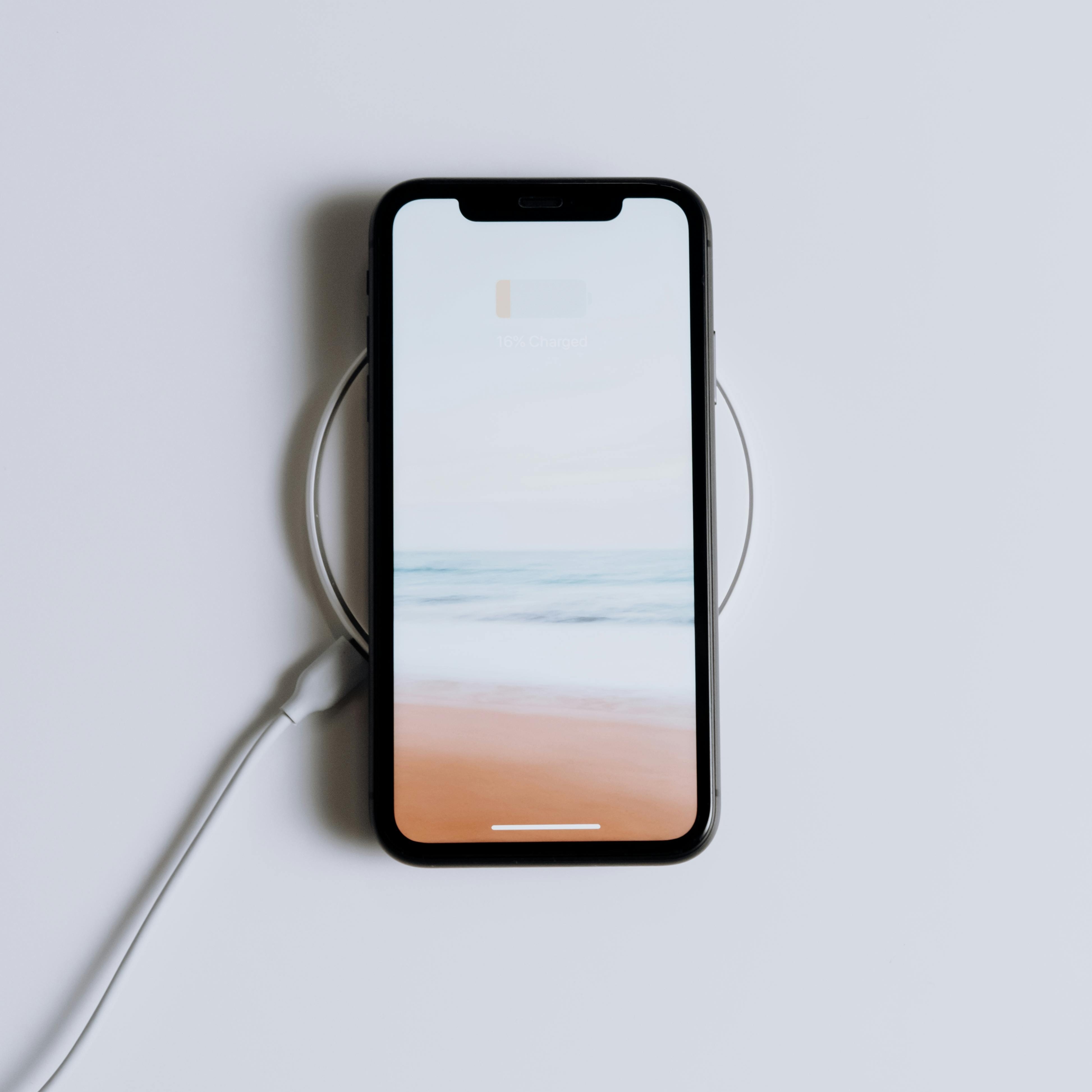 Nggak Perlu Ribet Kabel, Cas HP Lebih Praktis dengan Wireless Charger