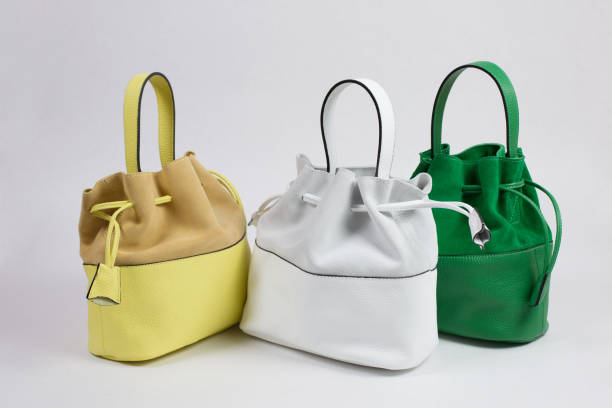 5 Model Tas Wanita Unik yang Bisa Jadi Statement Fashion