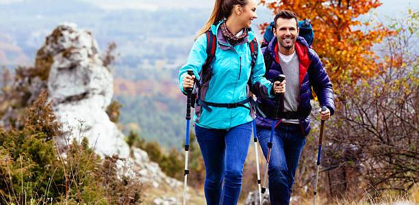 Ini 4 Fungsi Jaket Gunung untuk Petualangan Outdoor yang Jarang Orang Tahu!