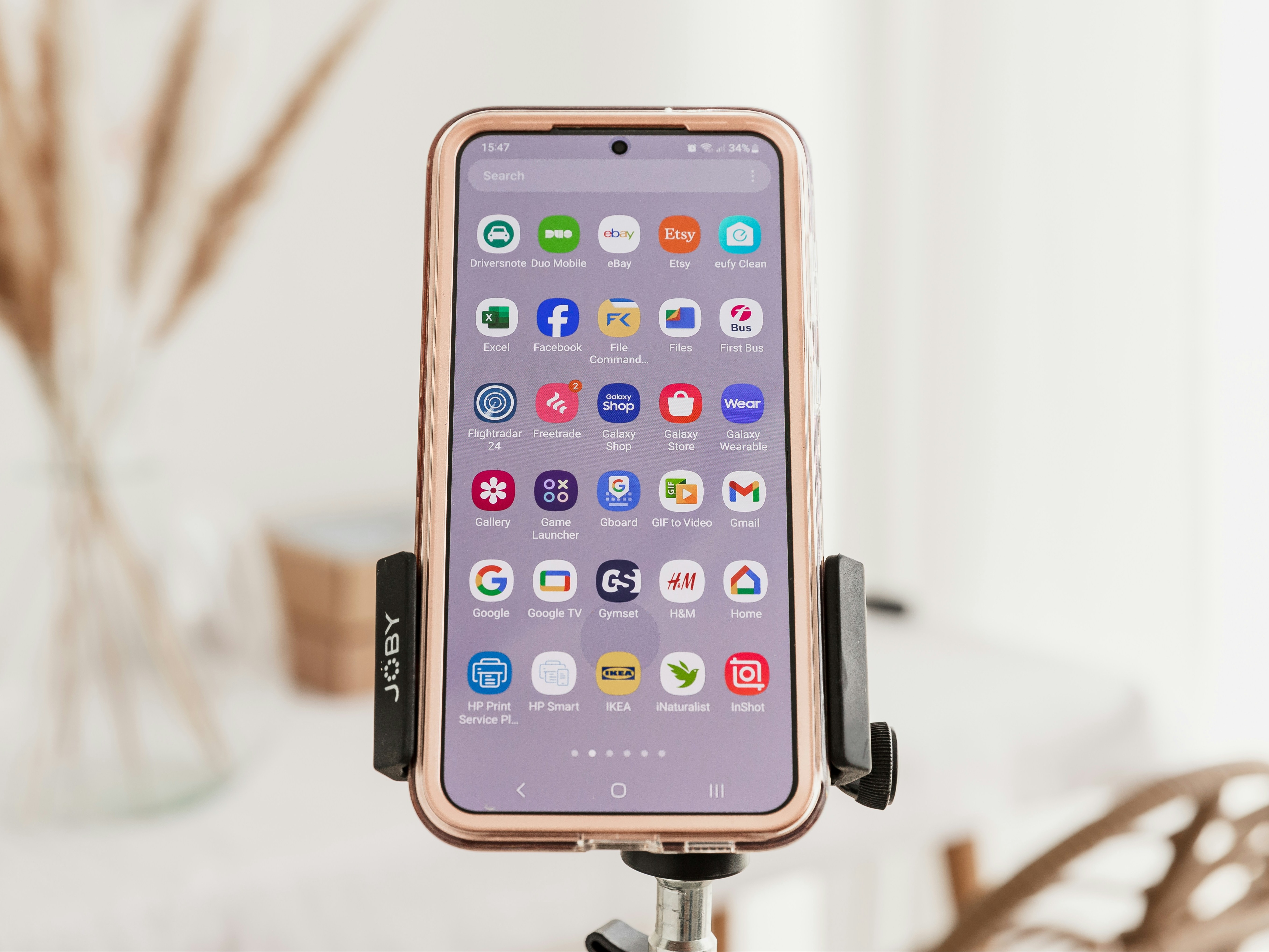 Cara Memanfaatkan Tripod Multifungsi Biar Konten Media Sosial Lebih Estetik