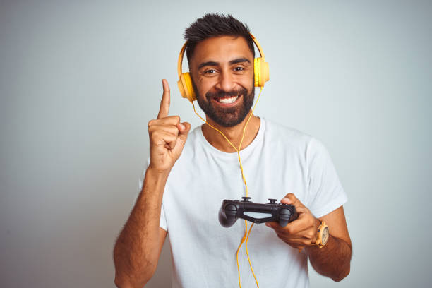 Risiko Pakai Headphone Gaming yang Nggak Nyaman dan Cara Pilih yang Aman Buat Kamu
