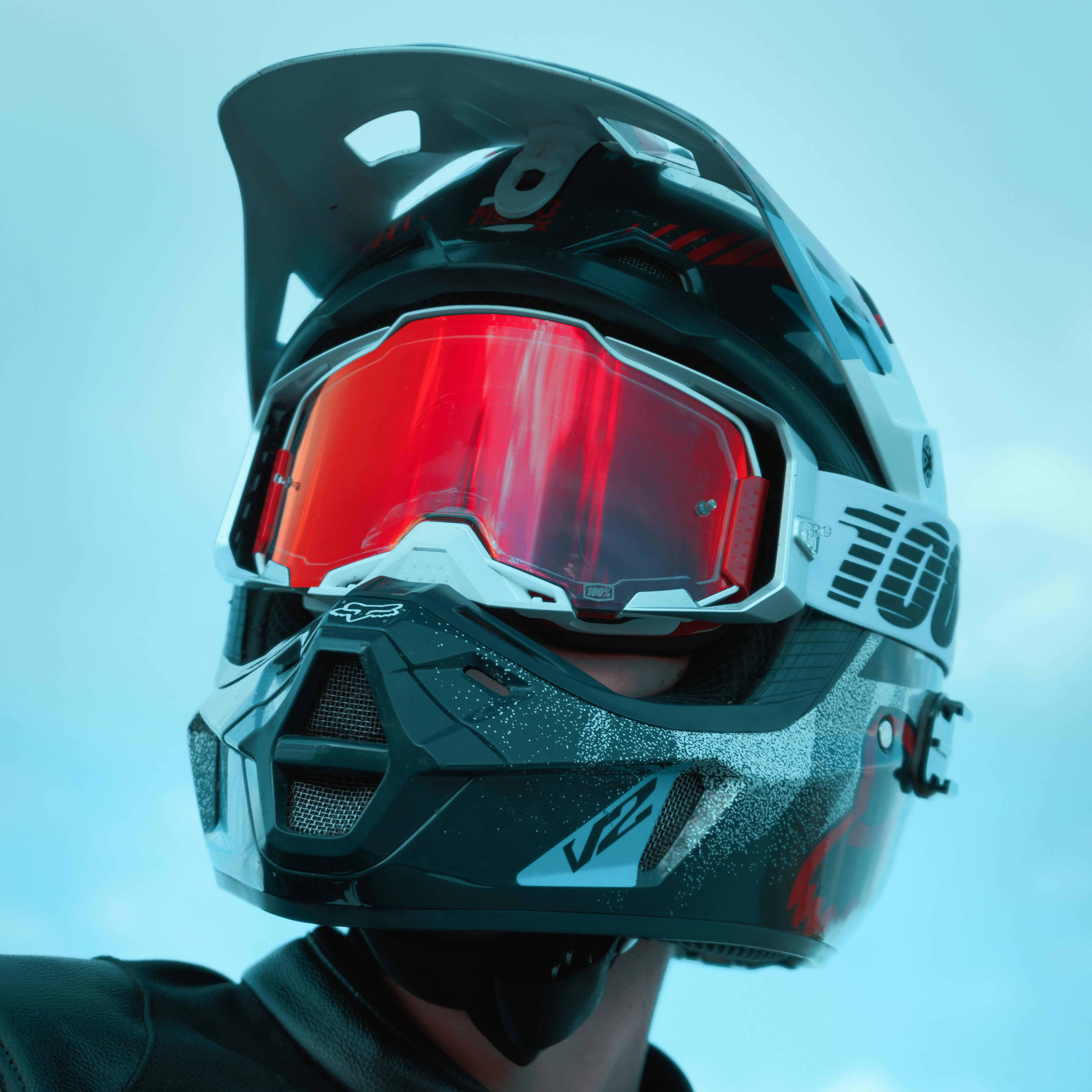 5 Alasan Google Mask Jadi Investasi Penting Buat Pengendara Motor Harian