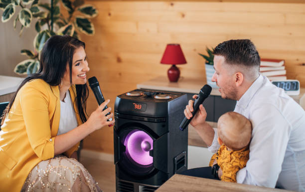 Speaker Karaoke vs Speaker Bluetooth Biasa, Apa Bedanya?