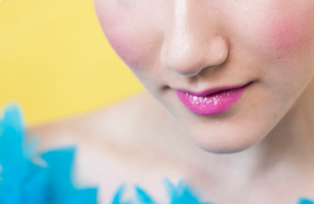 Lip Tint vs Lipstick: Mana Pilihan Terbaik untuk Sehari-hari?