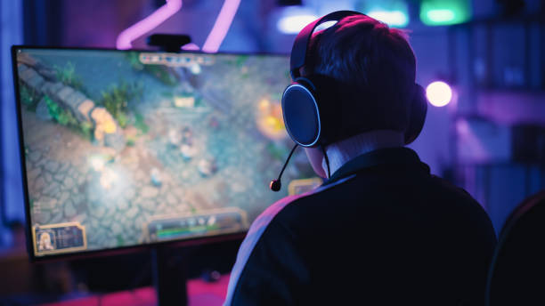 Headset Gaming Over-Ear vs In-Ear, Mana yang Lebih Nyaman?