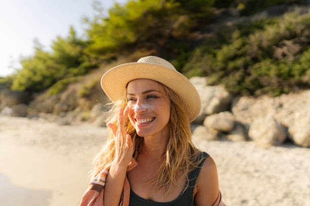 5 Tips Pakai Sunscreen yang Benar Agar Kulit Wajah Terjaga Maksimal