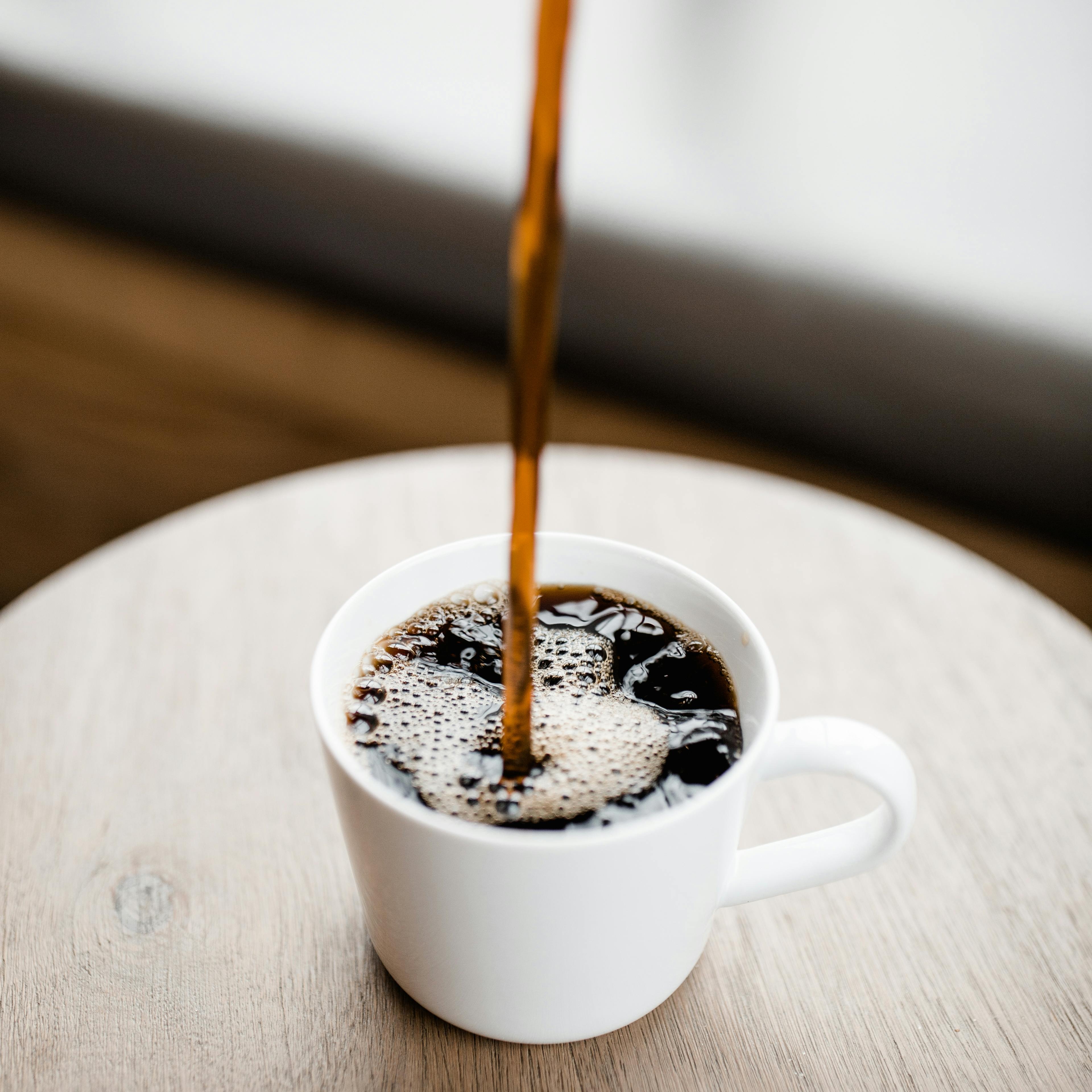 7 Hack Ngopi Biar Rasanya Kaya di Kafe, Cuma Modal Alat Sederhana