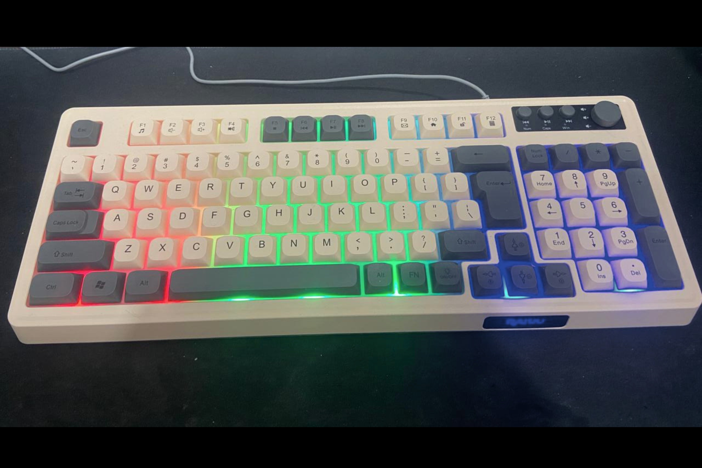 RAIKU K98 Mechanical Keyboard Untuk Kerja Makin Sat-Set & Gaming Tetap Gacor