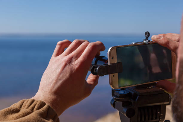 Bikin Foto Jarak Jauh Tetap Jelas, Begini Cara Pakai Lensa Telephoto untuk Kamera HP
