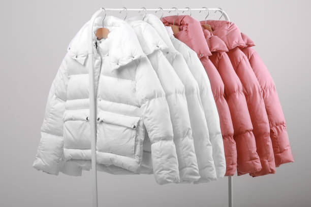 Cara Mencuci Jaket Bulu Angsa yang Efektif Agar Tidak Kusut dan Menggumpal