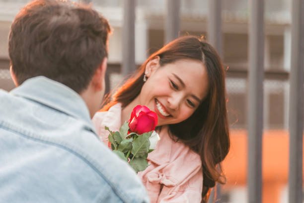 5 Ide Kado Iseng-iseng yang Bisa Bikin Doi Salting dan Makin Cinta