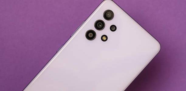 Kelebihan dan Kekurangan Menggunakan Pelindung Kamera HP yang Perlu Kamu Ketahui