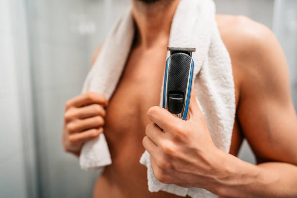 Tips Menggunakan Body Hair Trimmer untuk Area Dada dan Ketiak, Pria Sejati Harus Tahu!