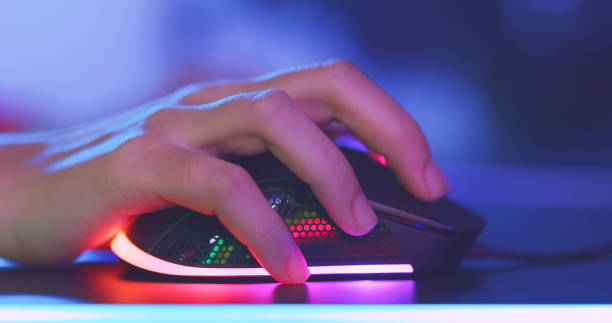 Kenapa Banyak Pro Player Masih Setia dengan Mouse Gaming Kabel? Yuk, Cari Tahu!