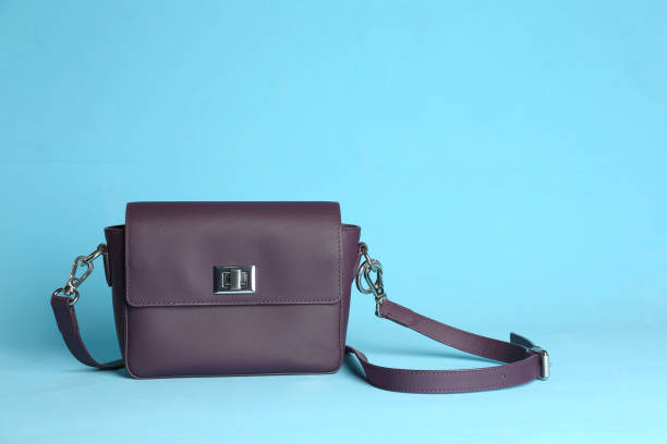 Sling Bag Hangout, Tas Kekinian yang Bikin Penampilan Makin Stylish