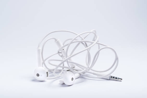Suara Handsfree Mati Sebelah? Tenang, Begini Cara Mudah Mengatasinya!