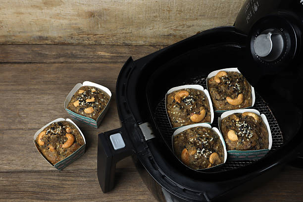 Bisa Nggak Sih Bikin Kue Pakai Air Fryer? Ini Dia Jawabannya!