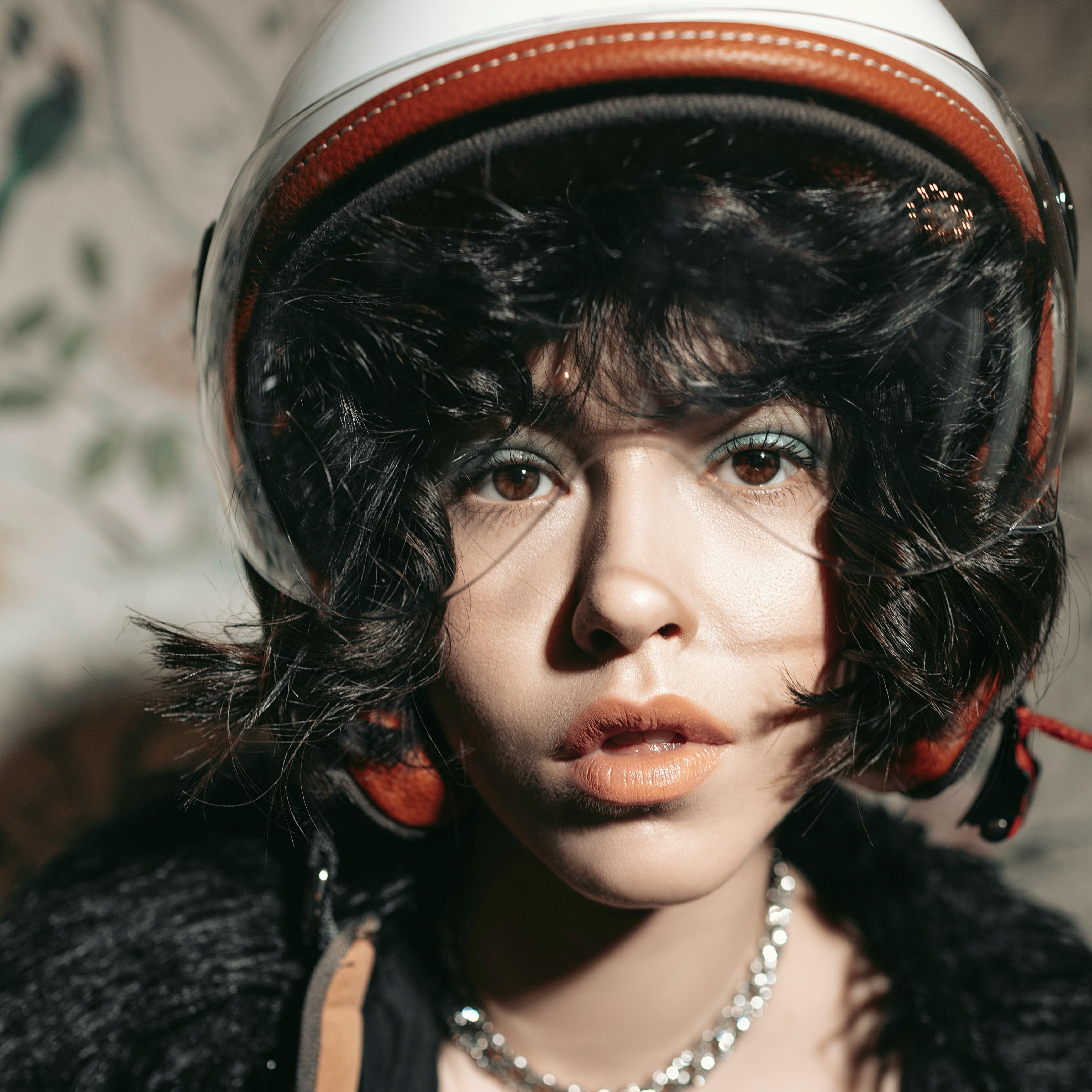 Mau Beli Helm Bogo? Baca Dulu Panduan Lengkap Ini Agar Tidak Salah Pilih!