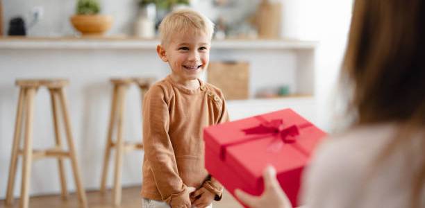 Bingung Cari Hadiah? Ini Kado Ulang Tahun Anak Laki-Laki yang Pasti Disukai