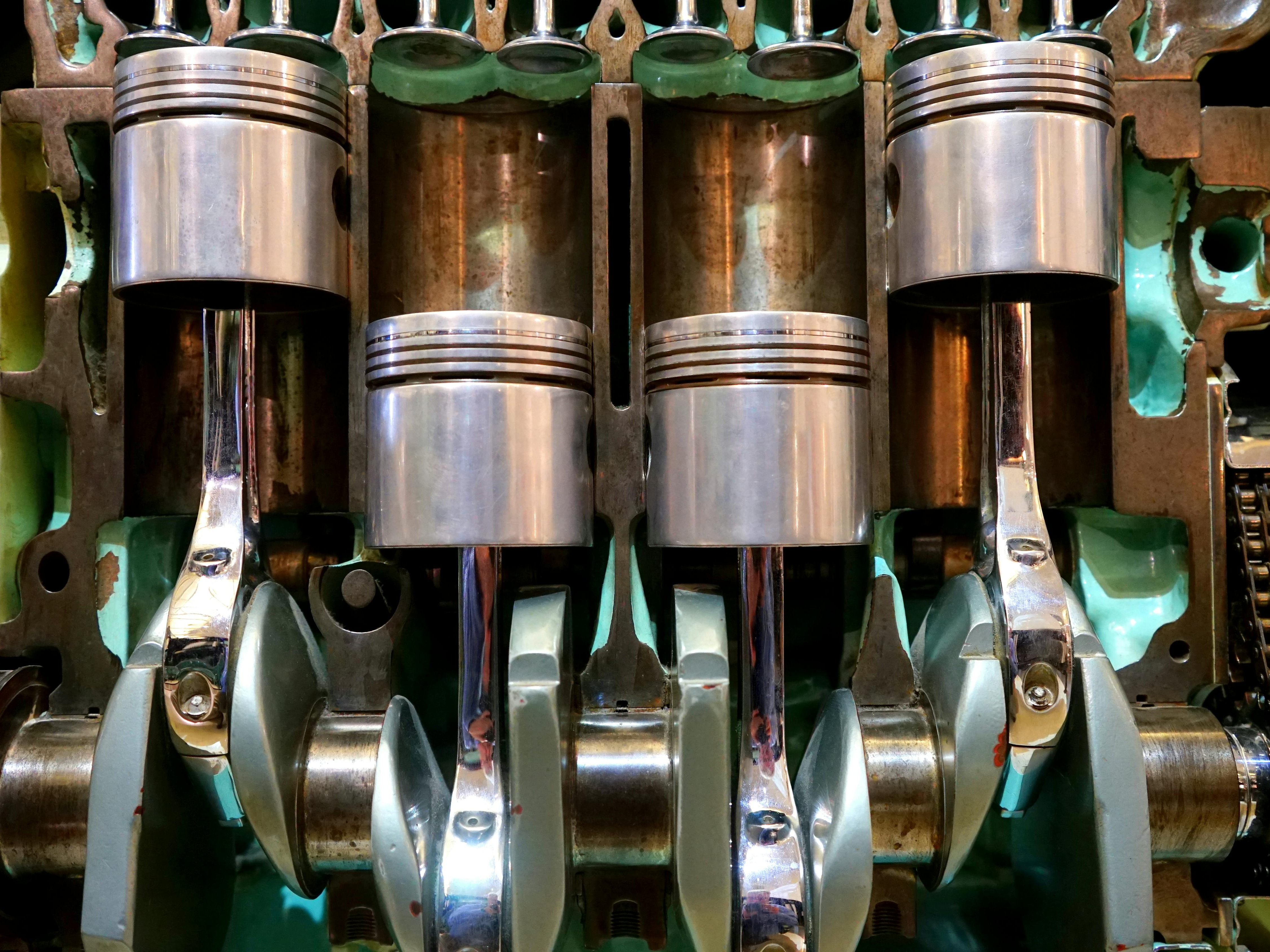 Kenapa Mesin Perlu Dibersihkan? Ini Manfaat Engine Degreaser untuk Kendaraan